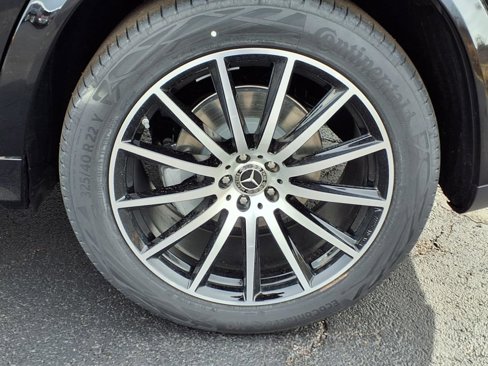 New 2025 Mercedes-Benz GLS 450 4MATIC image 12
