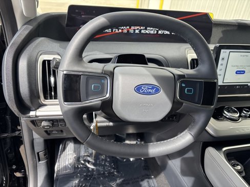 New 2025 Ford Expedition Max Active image 15