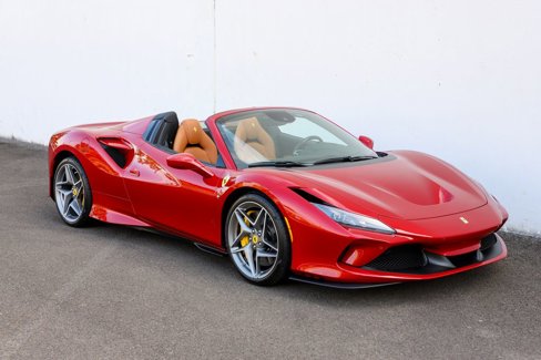 Certified 2021 Ferrari F8 Tributo image 1