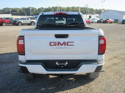 New 2026 GMC Canyon Denali image 5