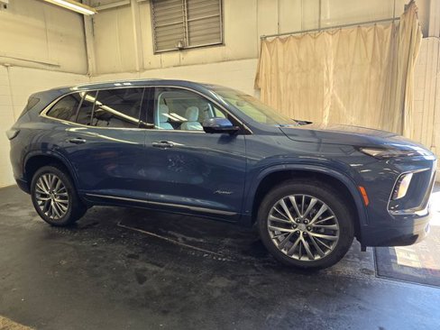 New 2026 Buick Enclave Avenir w/ LPO, Floor Liner Package image 6