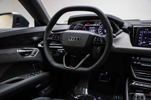 New 2025 Audi S e-tron GT Premium Plus image 22