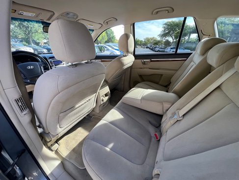 Used 2009 Hyundai Santa Fe SE image 30