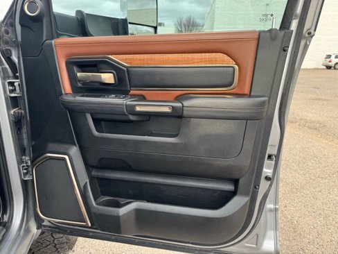 Used 2022 RAM 2500 Limited image 25