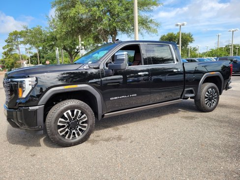 New 2025 GMC Sierra 3500 Denali Ultimate image 2