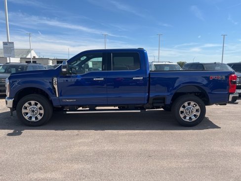 New 2026 Ford F350 4x4 Crew Cab Super Duty image 3