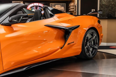 Used 2023 Chevrolet Corvette Z06 w/ Z07 Performance Package image 29