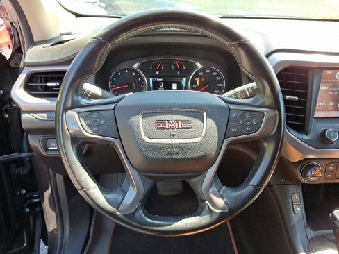 Used 2017 GMC Acadia SLT image 16