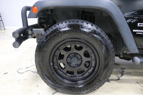 Used 2014 Jeep Wrangler Unlimited Sport image 5
