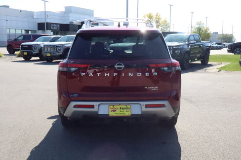 Used 2022 Nissan Pathfinder Platinum w/ Cargo Package image 6