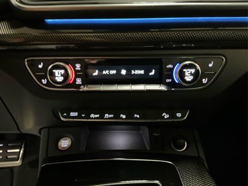 Certified 2024 Audi SQ5 Prestige image 22