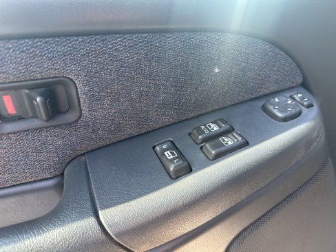 Used 2002 GMC Sierra 1500 SLE w/ Snow Plow Prep Pkg image 9