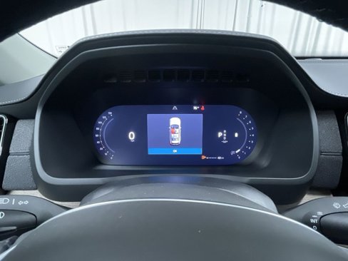 New 2026 Volvo XC90 B6 Plus w/ Protection Package Premier image 9
