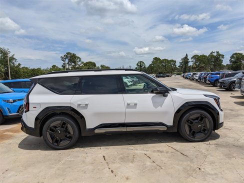 New 2026 Kia EV9 GT-Line image 9