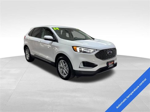 Used 2024 Ford Edge SEL image 3