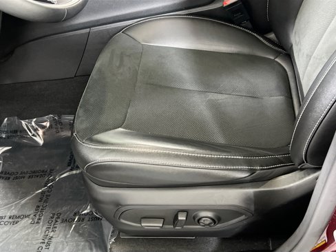 Used 2023 Jeep Grand Cherokee Altitude image 18