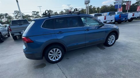 Used 2019 Volkswagen Tiguan SE image 9