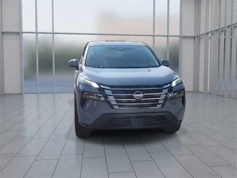 New 2026 Nissan Rogue SV image 3