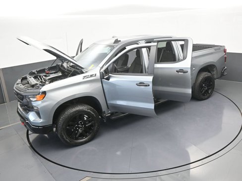 Used 2025 Chevrolet Silverado 1500 Custom Trail Boss w/ LPO, Dark Essentials Package image 67