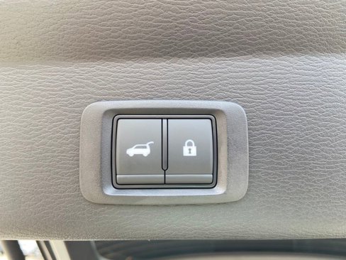 New 2025 Mitsubishi Outlander SE image 20