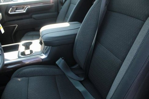 New 2026 Chevrolet Silverado 3500 LT w/ Convenience Package image 3