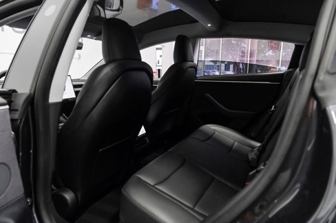 Used 2025 Tesla Model 3 Long Range image 39