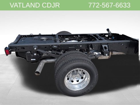 New 2026 RAM 3500 Tradesman image 29