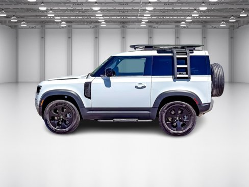 New 2025 Land Rover Defender 90 S image 2