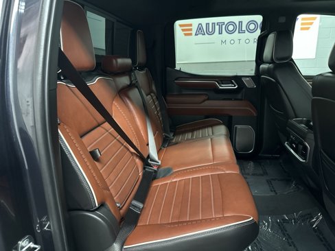 Used 2024 GMC Sierra 1500 Denali Ultimate image 36