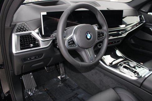 New 2026 BMW X5 xDrive40i w/ M Sport Package image 4