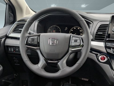 New 2026 Honda Odyssey Touring image 17