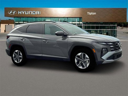 New 2025 Hyundai Tucson SEL image 10