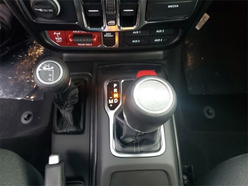 New 2025 Jeep Wrangler Willys image 30