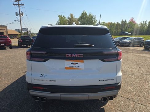 Used 2025 GMC Acadia Elevation image 7