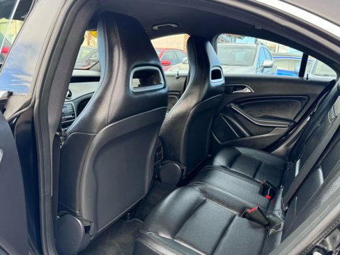 Used 2015 Mercedes-Benz CLA 250 image 36