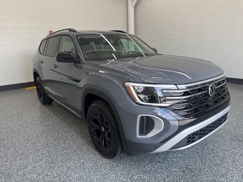 New 2026 Volkswagen Atlas SEL image 5