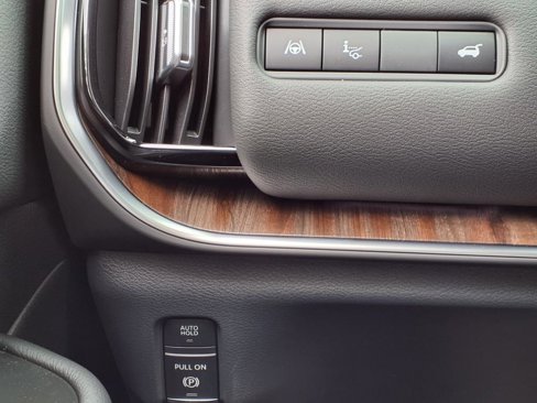 New 2025 Nissan Armada Platinum w/ Convenience Package image 24