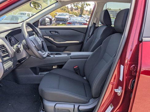 New 2025 Nissan Rogue S image 10