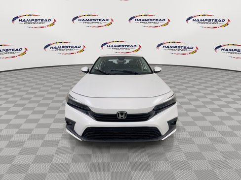 Used 2024 Honda Civic Touring image 3