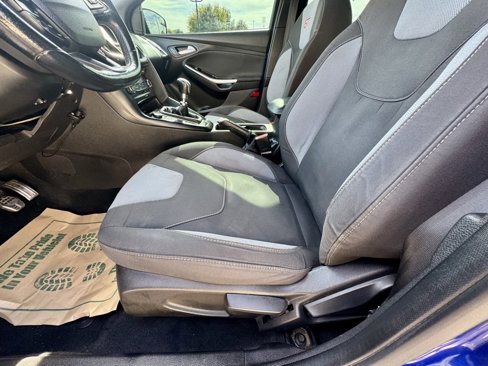 Used 2015 Ford Focus ST image 23