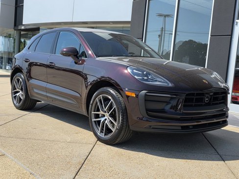 New 2025 Porsche Macan image 6