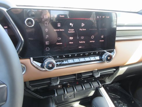 New 2025 GMC Canyon AT4 w/ Technology Plus Package image 19
