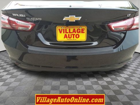 Used 2021 Chevrolet Malibu LT image 12