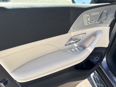 New 2026 Mercedes-Benz GLS 450 4MATIC image 7