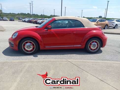 Used 2018 Volkswagen Beetle 2.0T Coast w/ Coast Lighting Package image 11