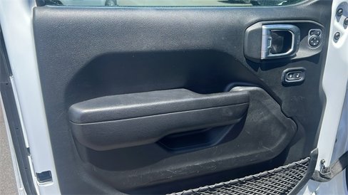 Used 2022 Jeep Wrangler Unlimited Sport image 11