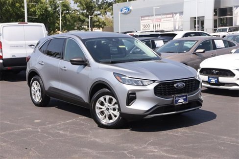 Used 2023 Ford Escape Active w/ Tech Pack #1 image 2