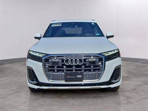 Certified 2025 Audi Q7 3.0T Prestige image 2