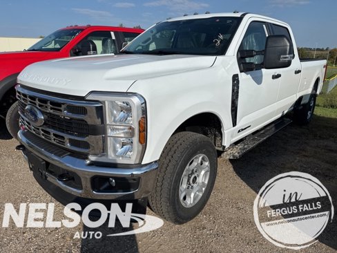 New 2026 Ford F350 4x4 Crew Cab Super Duty image 1