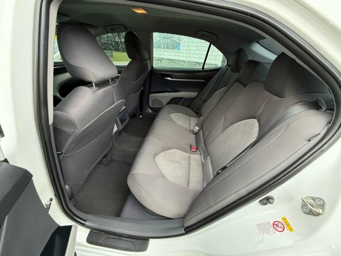 Used 2019 Toyota Camry LE image 17
